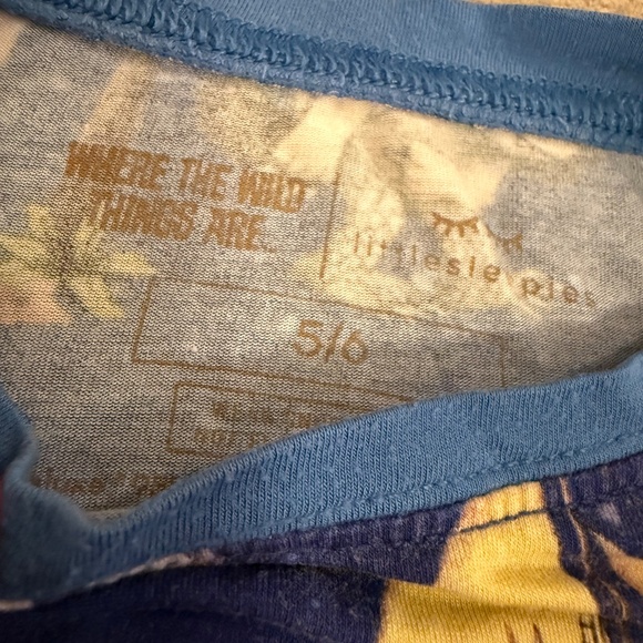 Pajama set 5/6 size - Picture 4 of 4